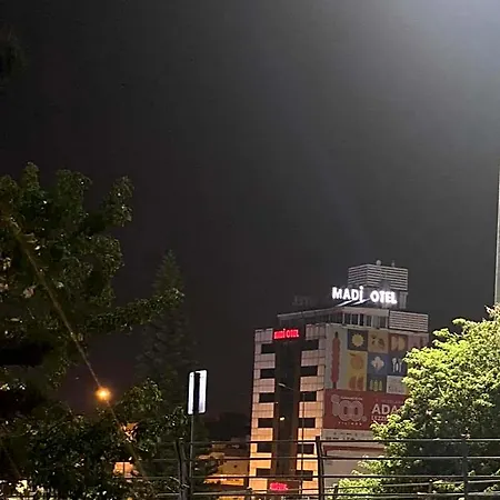 Otel Madi *